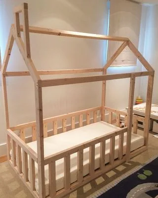 Letto Casetta Luigino € 300,00 