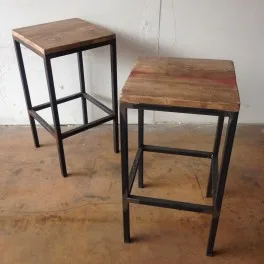 Sgabello Iride € 90,00