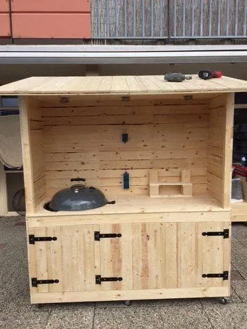 Barbeque  Linda 180x180  € 450,00
