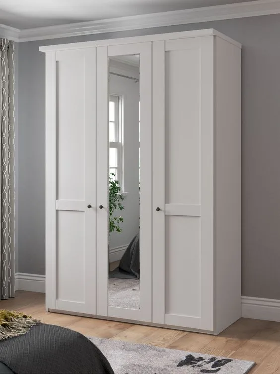 Armadio Francesco 135x60x250  € 550,00